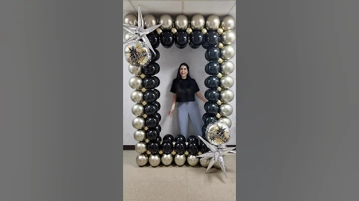 Graduation Photo-Booth🎓❤️This is how to decorate for this graduation season using #balloons 🙌