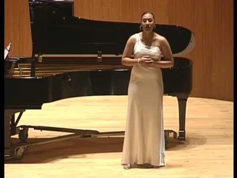 Melissa Angulo, age 17, soprano, sings Reynaldo Ha...