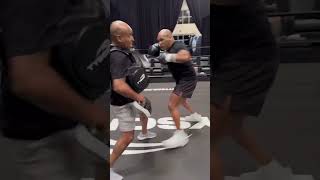 Майк Тайсон продолжает подготовку к б против Джека Пола #МайкТайсон #MikeTyson