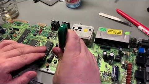 Commodore 64 repair - Broken SID chip, faulty power contact, cover damages, recapping and cleaning.
