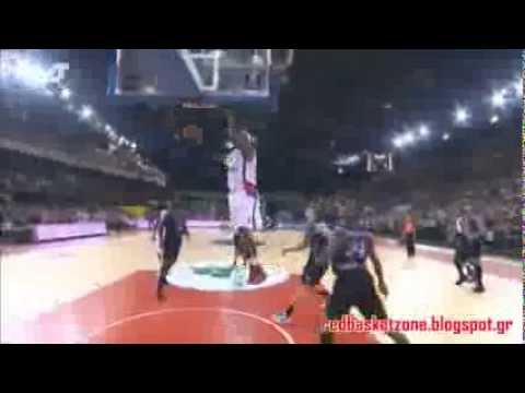 Brent Petway dunks/block