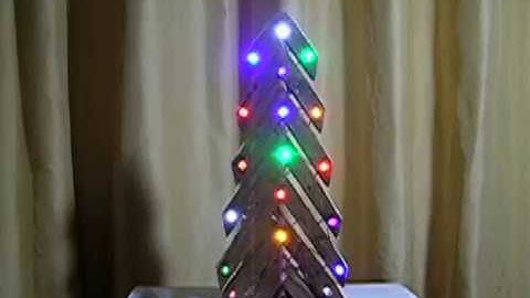 Albero Natale in legno 20 led  -  fatto a mano