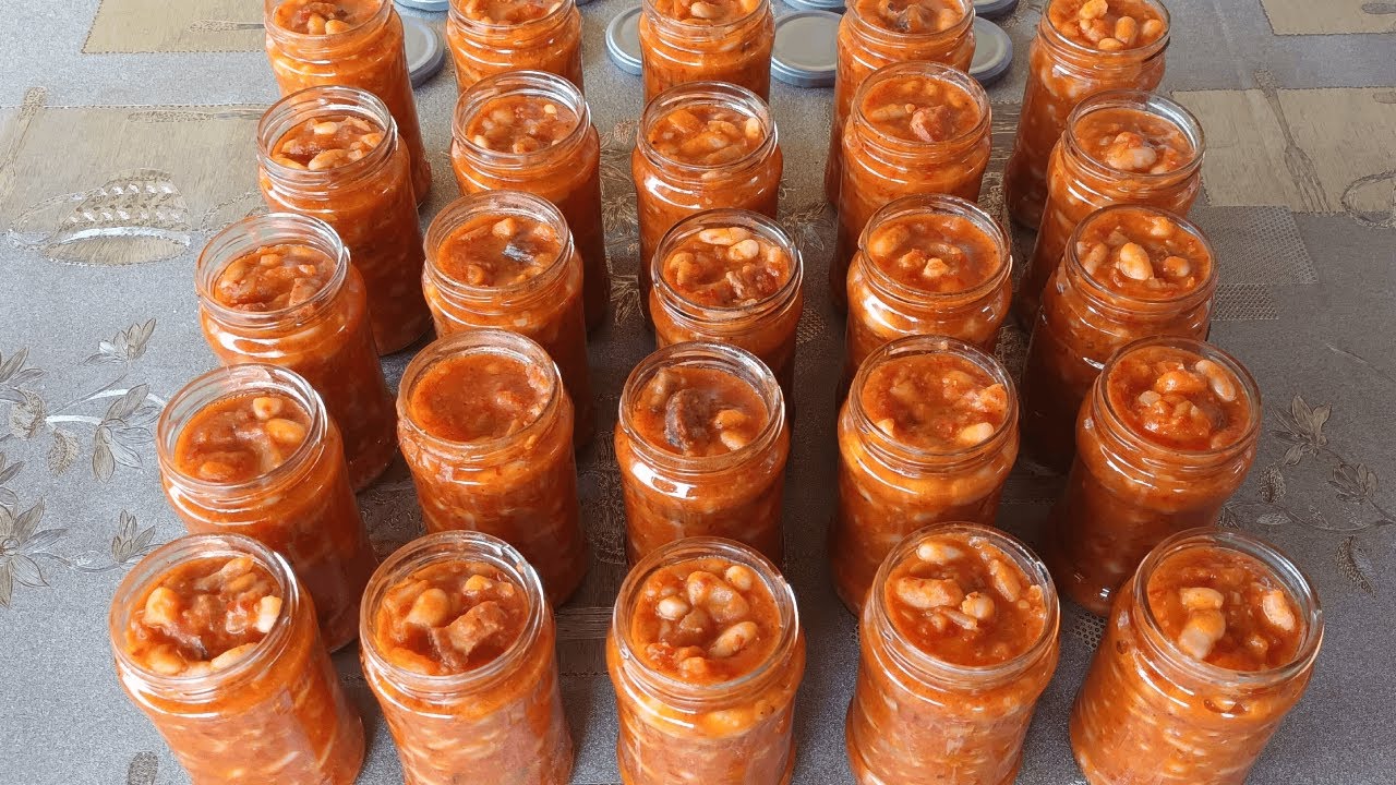 FASOLE CU COSTITA SI CARNATI LA BORCAN PENTRU IARNA - CEA MAI BUNA CONSERVA