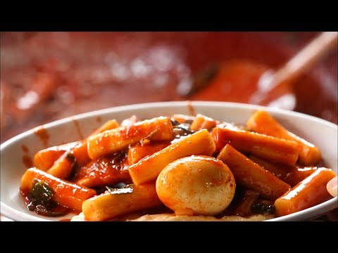 떡볶이(Tteokbokki) 먹방(MUK-BANG)