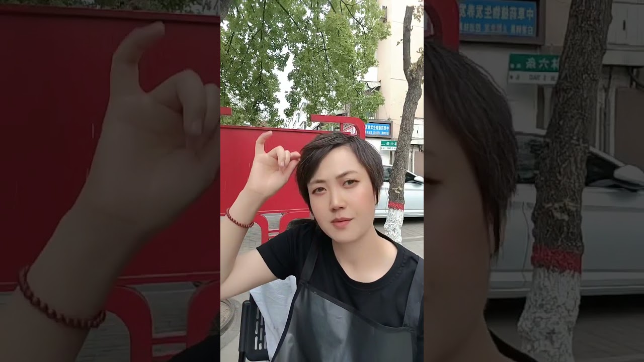 I quietly blend with autumn in the city,