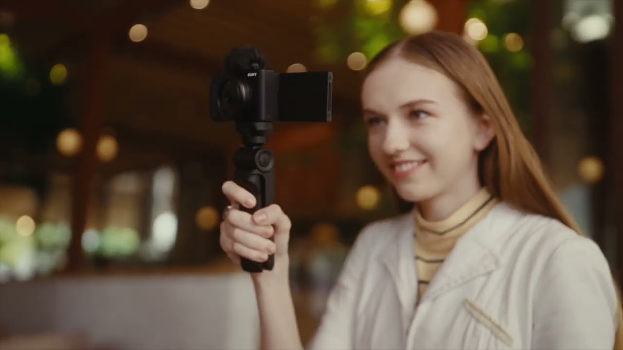 Amazoncom  Sony ZV 1F Vlog Camera for Content Creators and Vloggers Black  Electronics