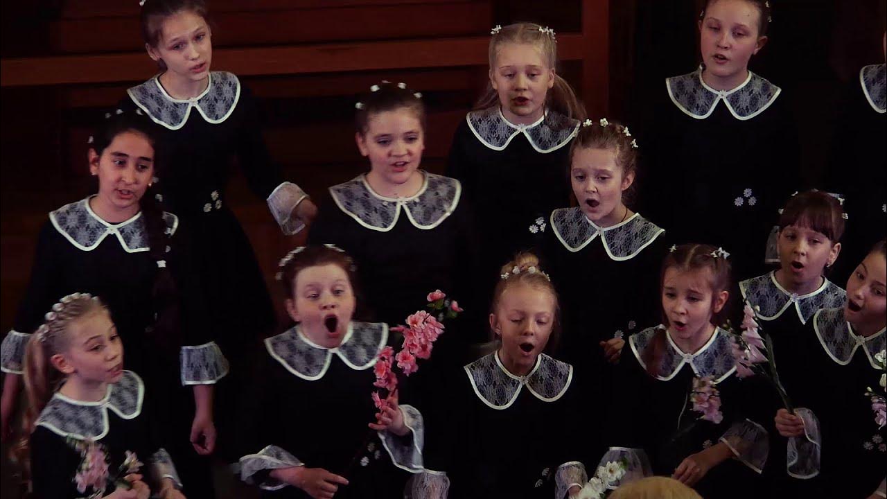 хоры грузии женский. дом культуры грузия. грузины в церкви. фестиваль младших детских хоров посвящение эльвине. грузинский детский хор песня.