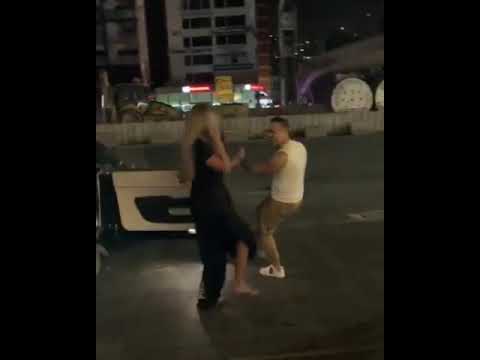 مايا دياب تخلع الجاكيت وترقص مع مدير أعمالها في الشارع