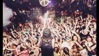 Valentino Khan vs.  Retrohandz & Stereoliez - Make Some Noise (D3nnix Mashup)