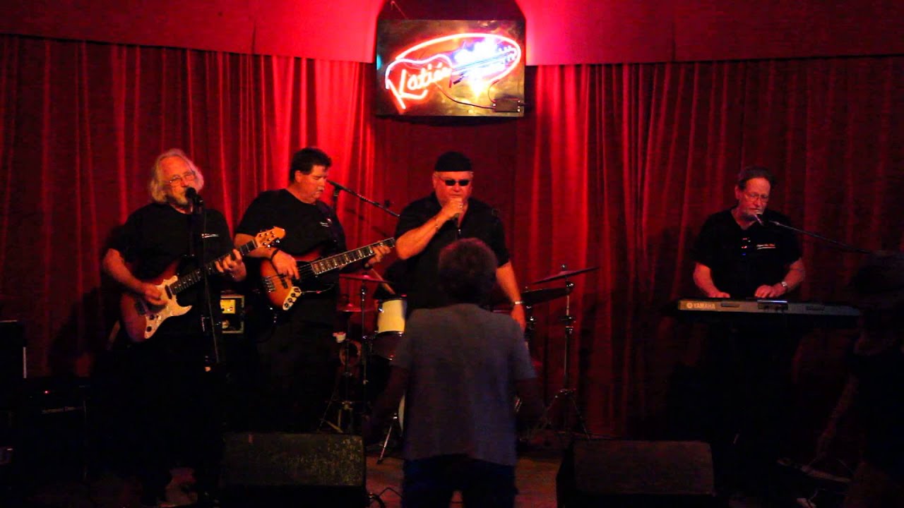 Pee Wee Bowen Performs at Katie's in Bacliff (2 of 2) 6/13/2014 - YouTube