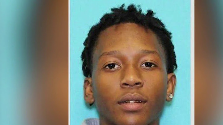 Teen in custody after Arlington high school shooting that injured four, police say