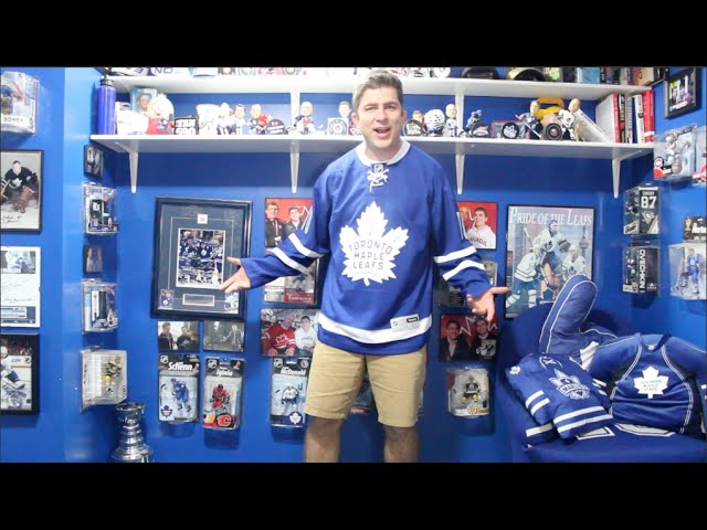 Made the Maple Leafs x Drew reversible jersey. : r/EA_NHL