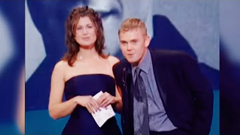 Amy Grant and Ricky Schroder presenting Favorite L...