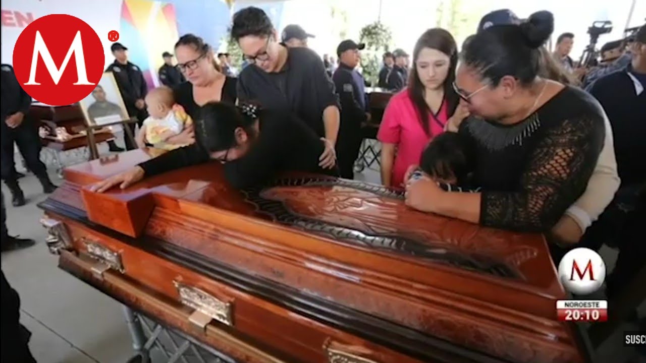 Homenaje a los 8 de los 13 policías que murieron emboscados