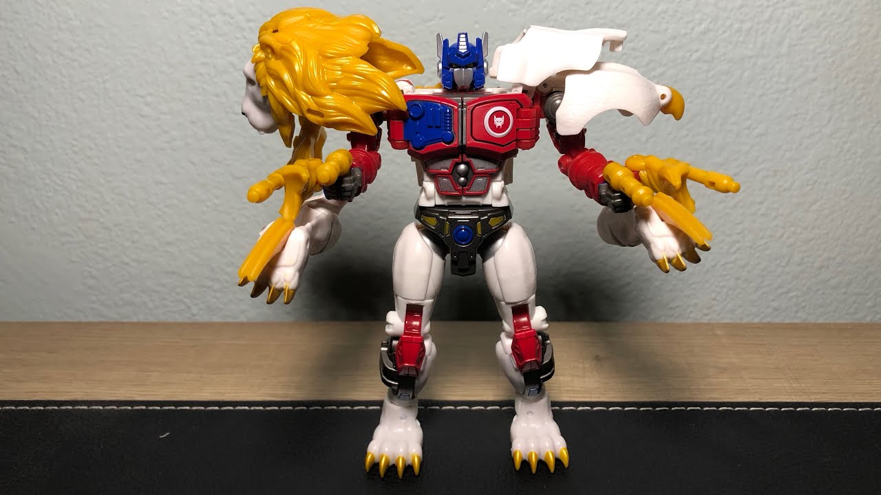 Transformers Legacy Leo Prime/ Leo Convoy Review 