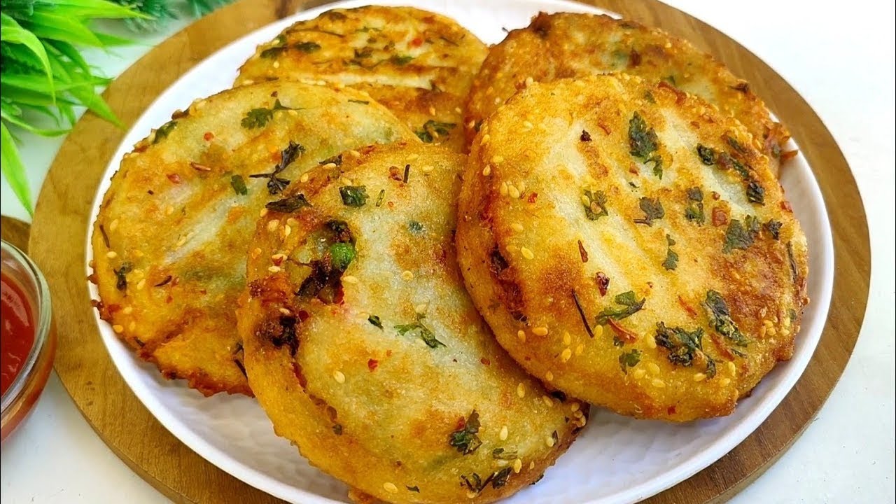 মাত্র একবাটি সুজি দিয়ে ভীষণ হেলদি টেস্টি স্কুল অফিসের টিফিন রেসিপি#tiffin#recipe#food