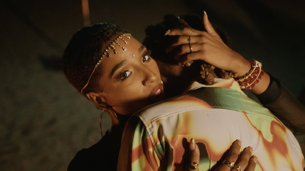 Projexx & Juls - Caution (Official Music Video) adlı videoyu YouTube'da izle Projexx & Juls - Caution (Official Music Video) adlı videoyu YouTube'da izle
