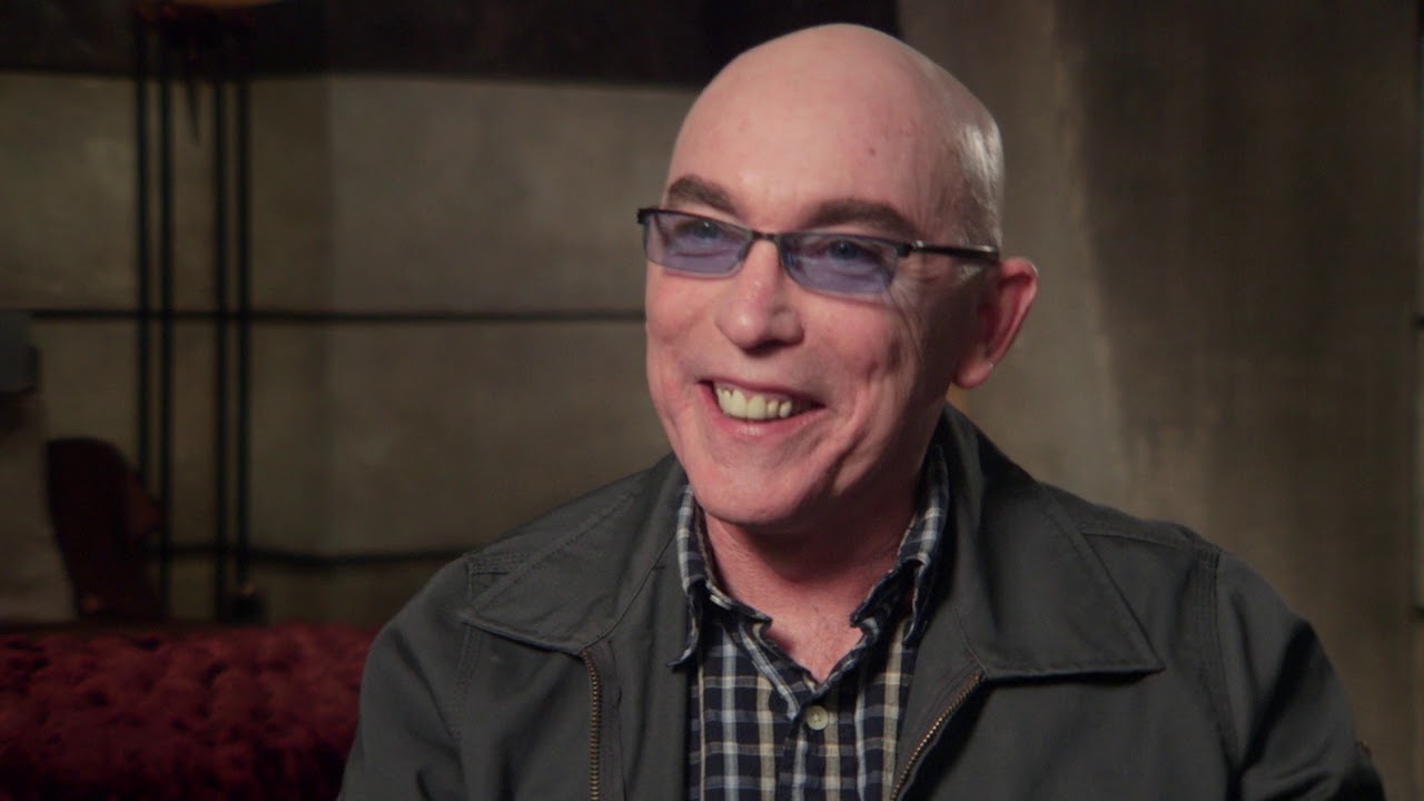 Alita Battle Angel - Itw Jackie Earle Haley (official video) - YouTube
