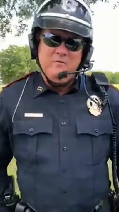 Try at your own risk 😁   #public #subscribers #funnyshorts #hilarious #police #donuts #TrafficStop