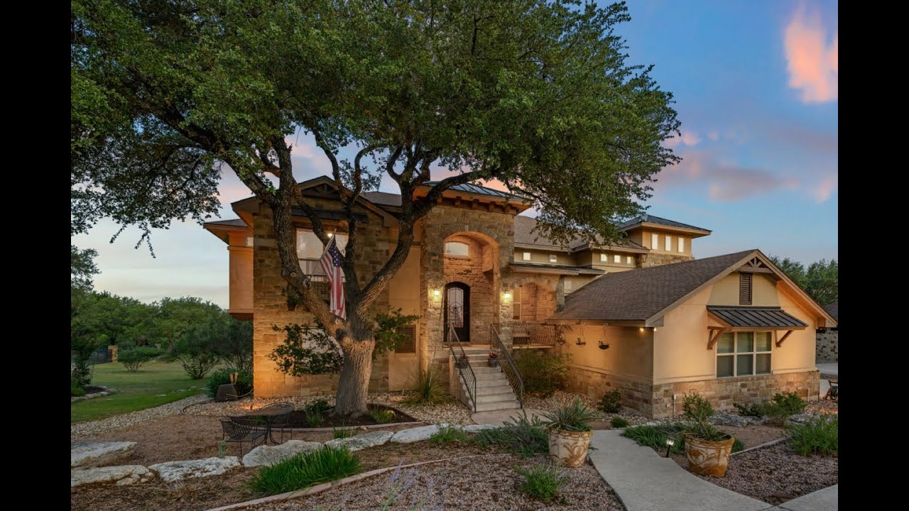 ALEX Georgetown | 322 Highland Spring Georgetown TX Luxury Real Estate | Slide Show