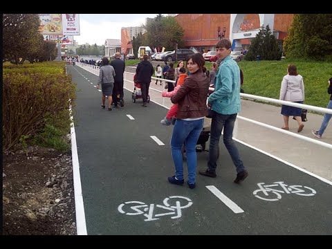 пешеходы на велодорожках