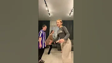 Тусня AmelkaKaramelka амелька Amelka амелькакарамелька 