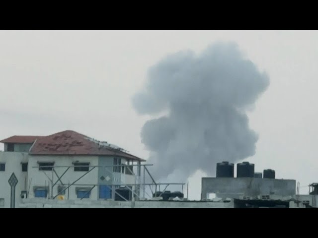 Smoke rises over Rafah in the southern Gaza Strip | AFP class=