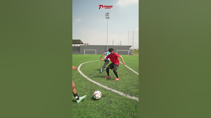 Tips Pergerakan Striker Tajam, Jangan Punya Pergerakan yang Terbaca Kayak Gini Ya!  #tipssepakbola