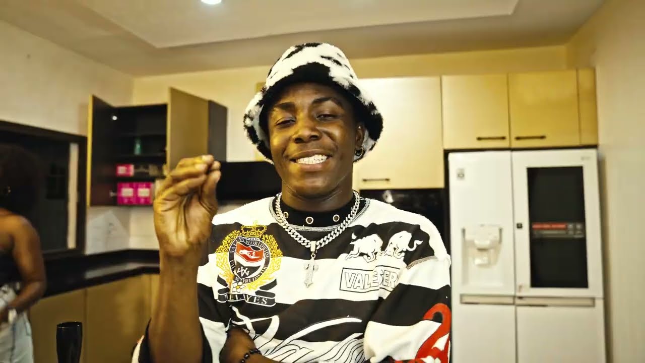 Mr Mandé X Phénomène Authentik - Plus ton temps ( Clip officiel)