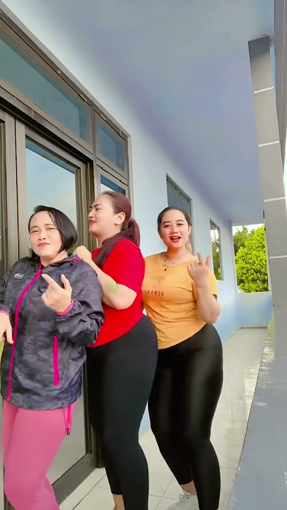 Tante Trio Bohay Goyang Esek Esek #gemoy #goyanginul #dance #duet #pargoy #chubby