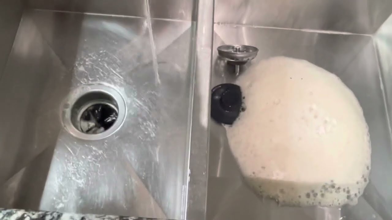 Getting that nasty smell out of my Dishwasher and Garbage Disposal CLEAN WITH ME! YouTube