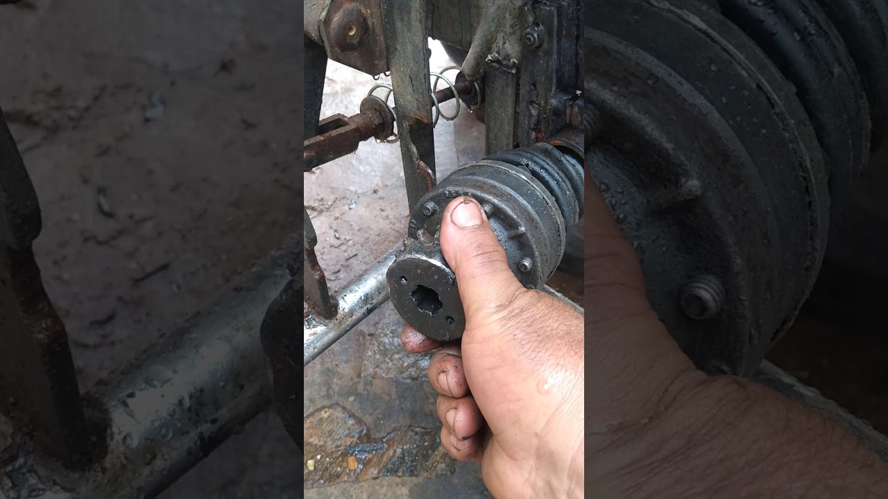 COMO FAZER EIXO CARDAN PARA SAIDA DO EIXO DO PINHÃO DA MOTO PARA TRICICLO  OU TRATOR CASEIRO - YouTube