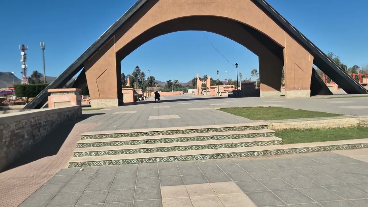 مدينة خنيفرة جمال الطبيعة والهواء النقي خير الحمد لله 💔💔💔