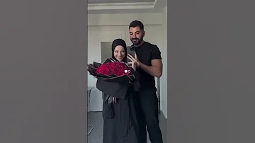 وقتی با یک نفر خوشحالی نیاز به دومیش نیست Explore Reels 