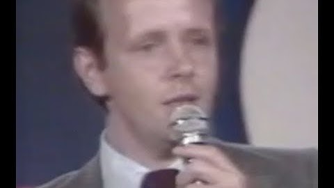 BILL BOGGS, actor MICHAEL MORIARTY original cast, Law and Order