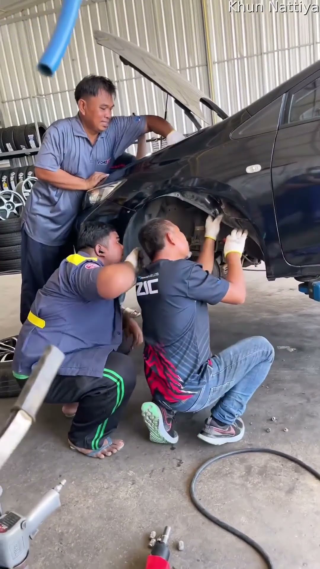 Technician Team Rescue Kitten From Engine Bay || ViralHog