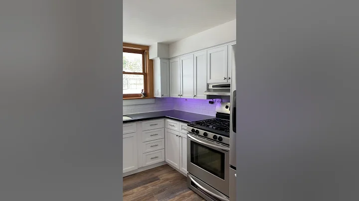 Michele Marks Homes ~ Smokin Location & Endless Am...