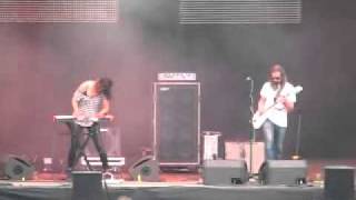 Moon Duo - When You Cut @ Primavera Sound 2011.avi