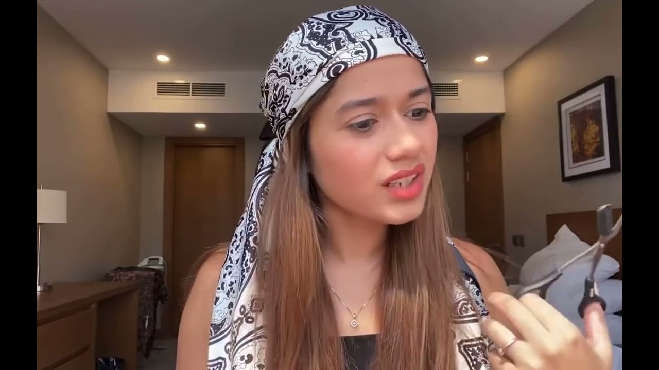 Jannat Zubair Hot Armpits 2 