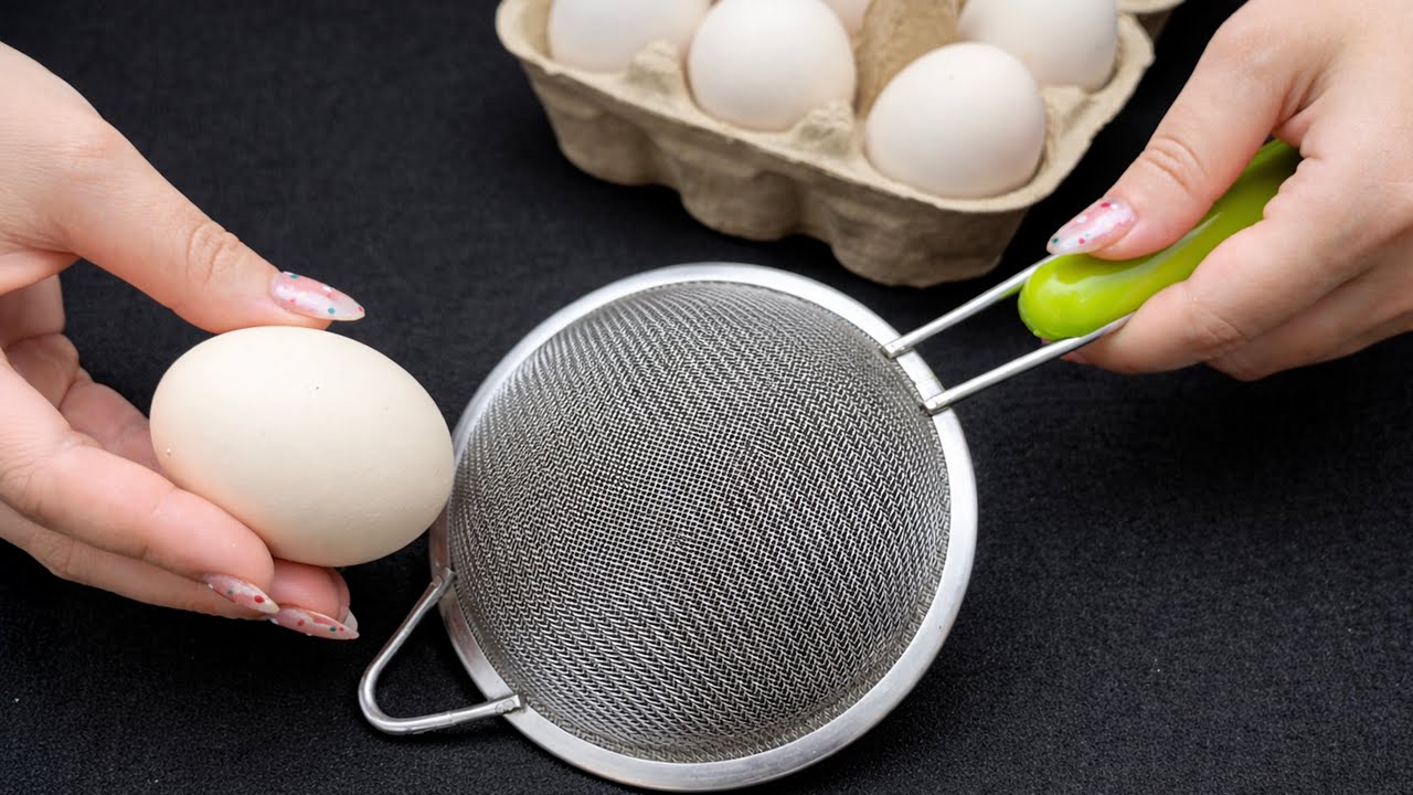 Stop Frying Eggs the Old Way! These Eggs Cooking Hacks Will Blow Your Mind