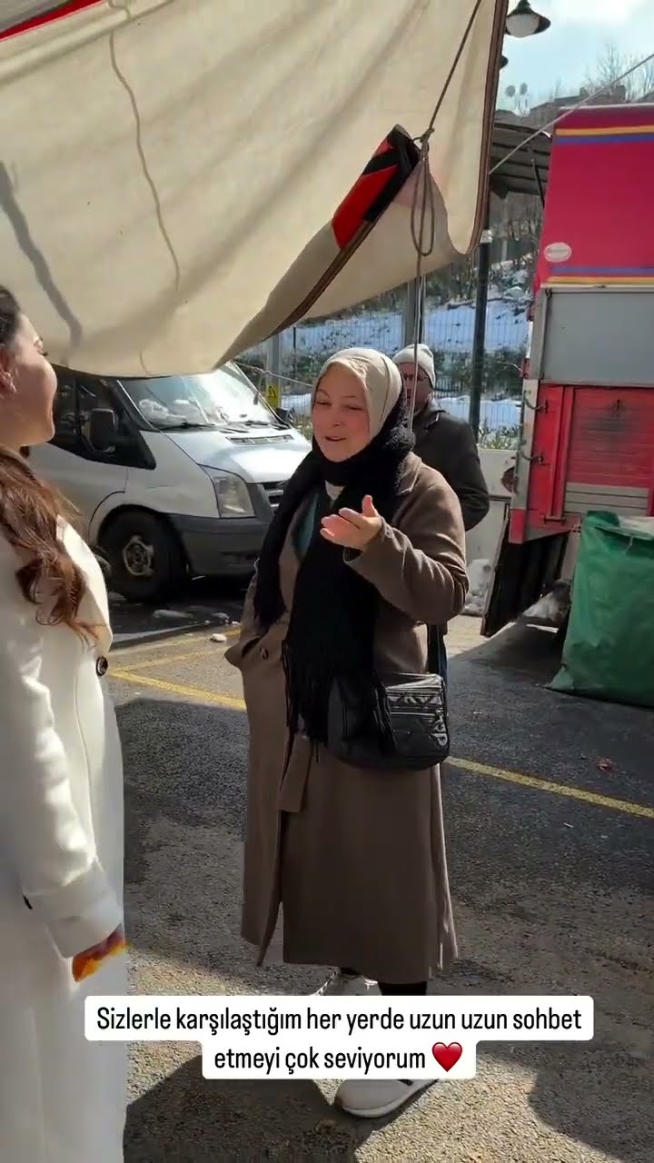 Sizlerle karşılaştığım her yerde uzun uzun sohbet etmeyi çok seviyorum❤️