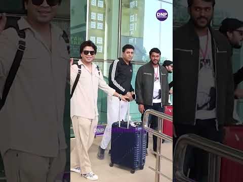 Singer Ankit Tiwari spotted at Jaisalmer Airport for Sidharth and Kaira Advani’s wedding