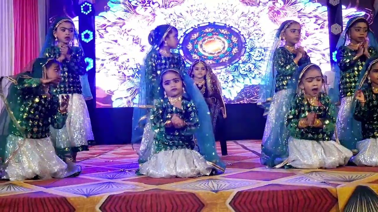 ആയിഷ ജന്ന & പാർട്ടിയുടെ ഒരു കൊച്ചു ഒപ്പന ( LKG ),,,