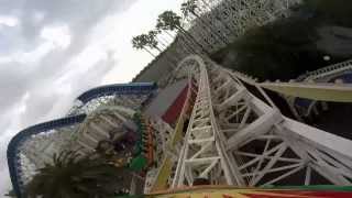 This is a front row video taken with gopro hero3+ black edition
mounted on monopod. california screamin' steel roller coaster located
at disney cali...