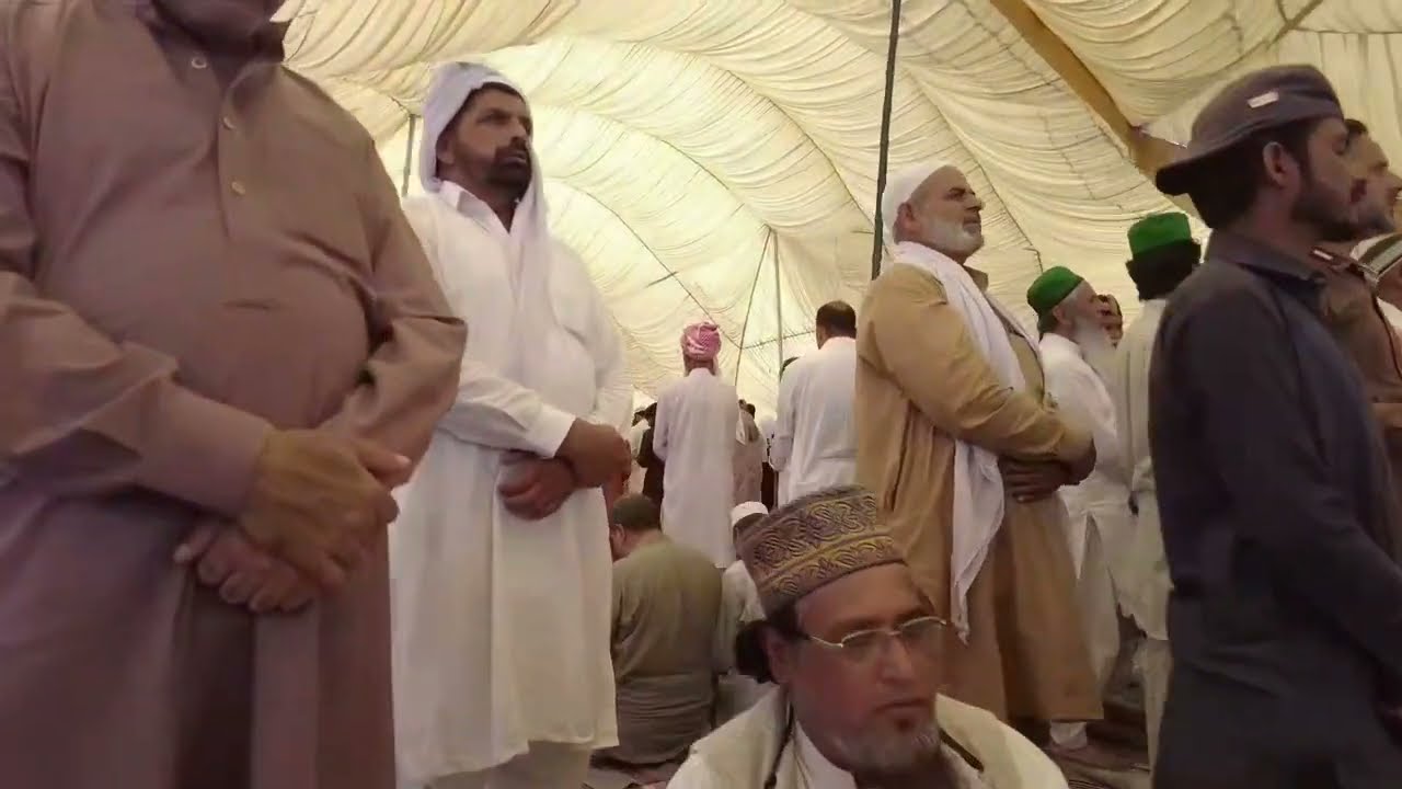 Spiritual walk at famous shrine in Lahore Pakistan-Friday prayer Data Darbar Lahore