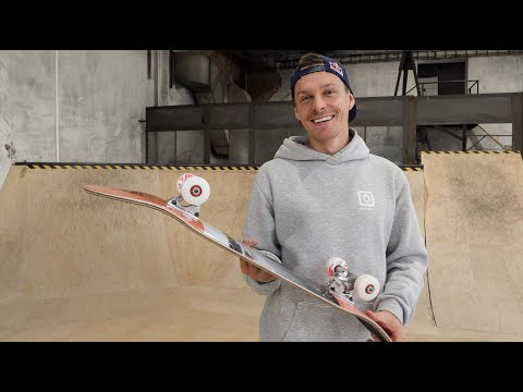 Video: Ako Zostaviť Skateboard