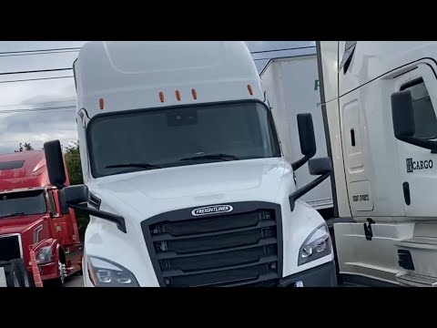 რა დავარქვათ მეგობრებო ჩვენ თანამგზავრს?..