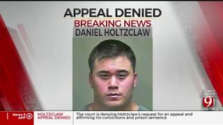 Daniel Holtzclaw: Railroaded Again
After denying amicus briefs in Holtzclaws appeal and barring him from a court hearing in his own appeal, it is unsurprising the OCCA couldnt see any reason to overturn the convictions. They didnt want to see the facts.
Michelle Malkins two part series on this case:
https://www.youtube.com/watch?v=VmKVMklq6Wk
The DNA amicus brief:
https://www.holtzclawdnareport.com/
The circus atmosphere amicus brief:
https://www.scribd.com/document/355638533/Coyne-Adams-Amicus-Brief
Hotlzclaw Trial website:
https://www.holtzclawtrial.com/
Support The Lighthouse Project:
https://thelighthouseproject.ca/donate/
Follow me on Twitter: @d2davison Daniel Holtzclaw: Railroaded Again