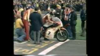Race of the year 1977  Pat HennenMick GrantBarry Sheene