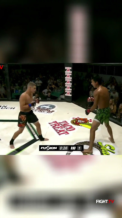 Brutal Fight! Epic Knockout in the Ring!